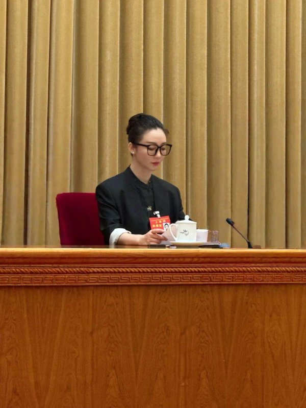 七星配资 这个乐山妹子当选全国青联副主席！