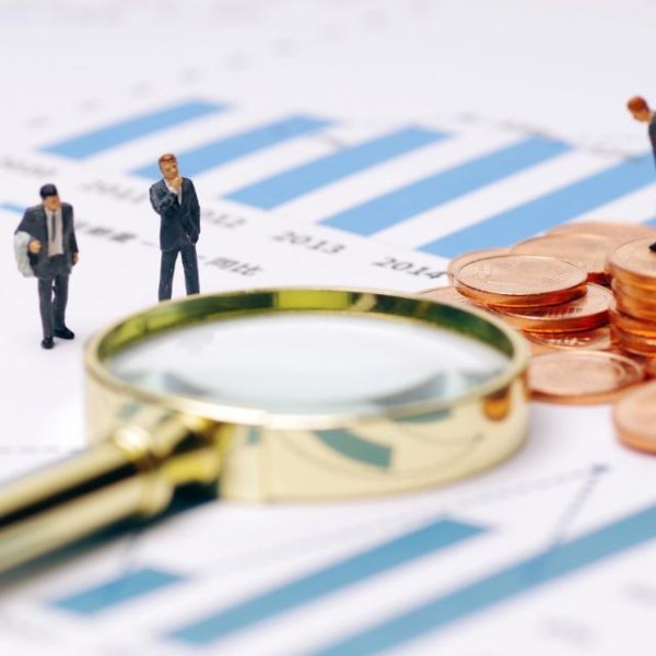 弘盛配资 双节理财收益窗口收官，存款“搬家”潮隐现：利率下行期居民钱袋子该往哪放？